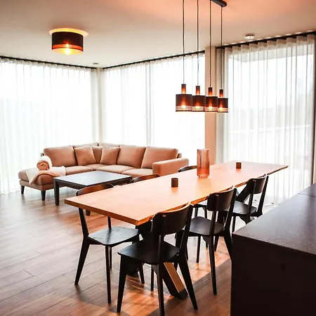Apartment Beautiful Close To The Center Of *